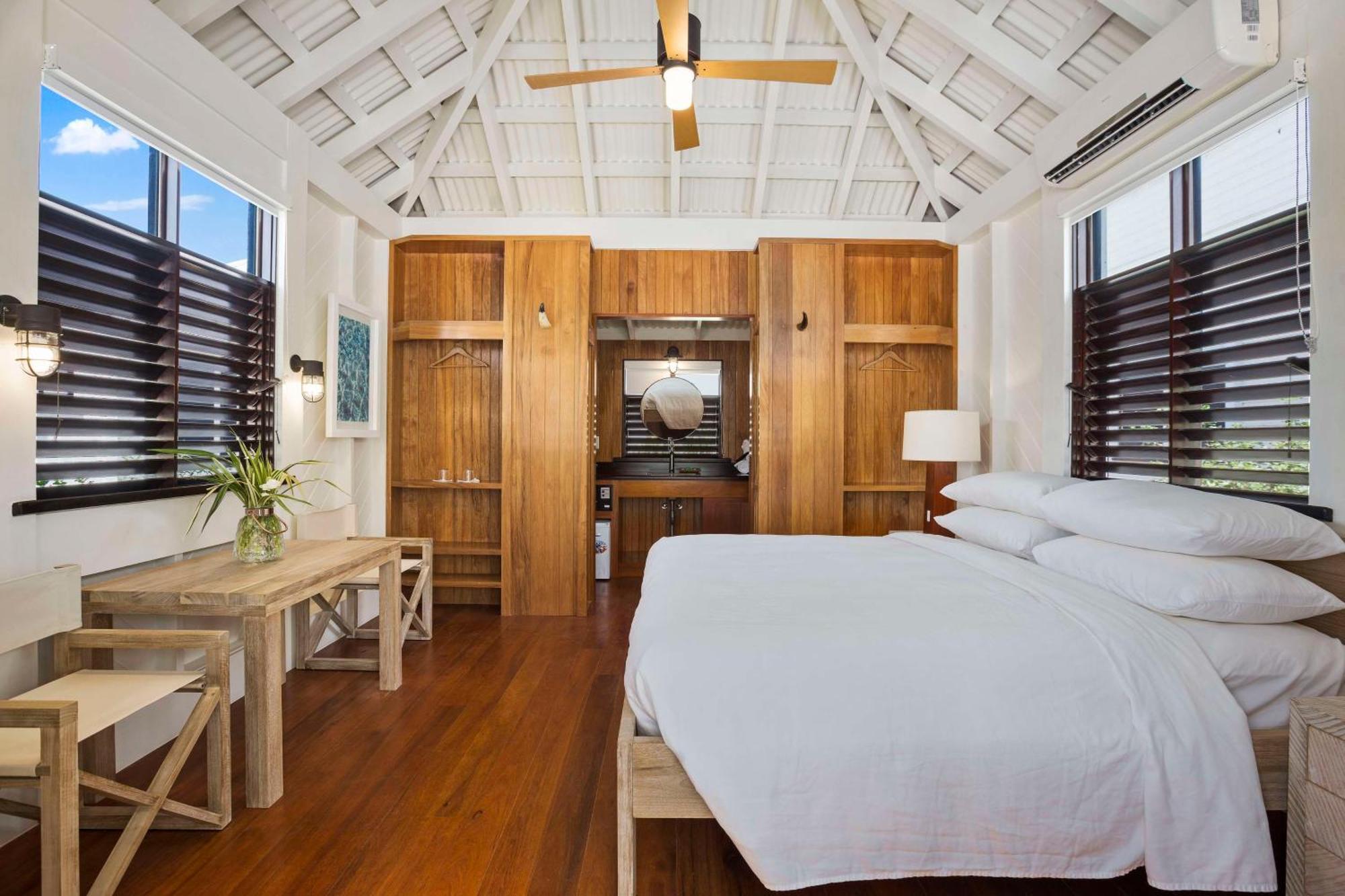 Mahogany Bay Resort And Beach Club, Curio Collection San Pedro  Exterior photo