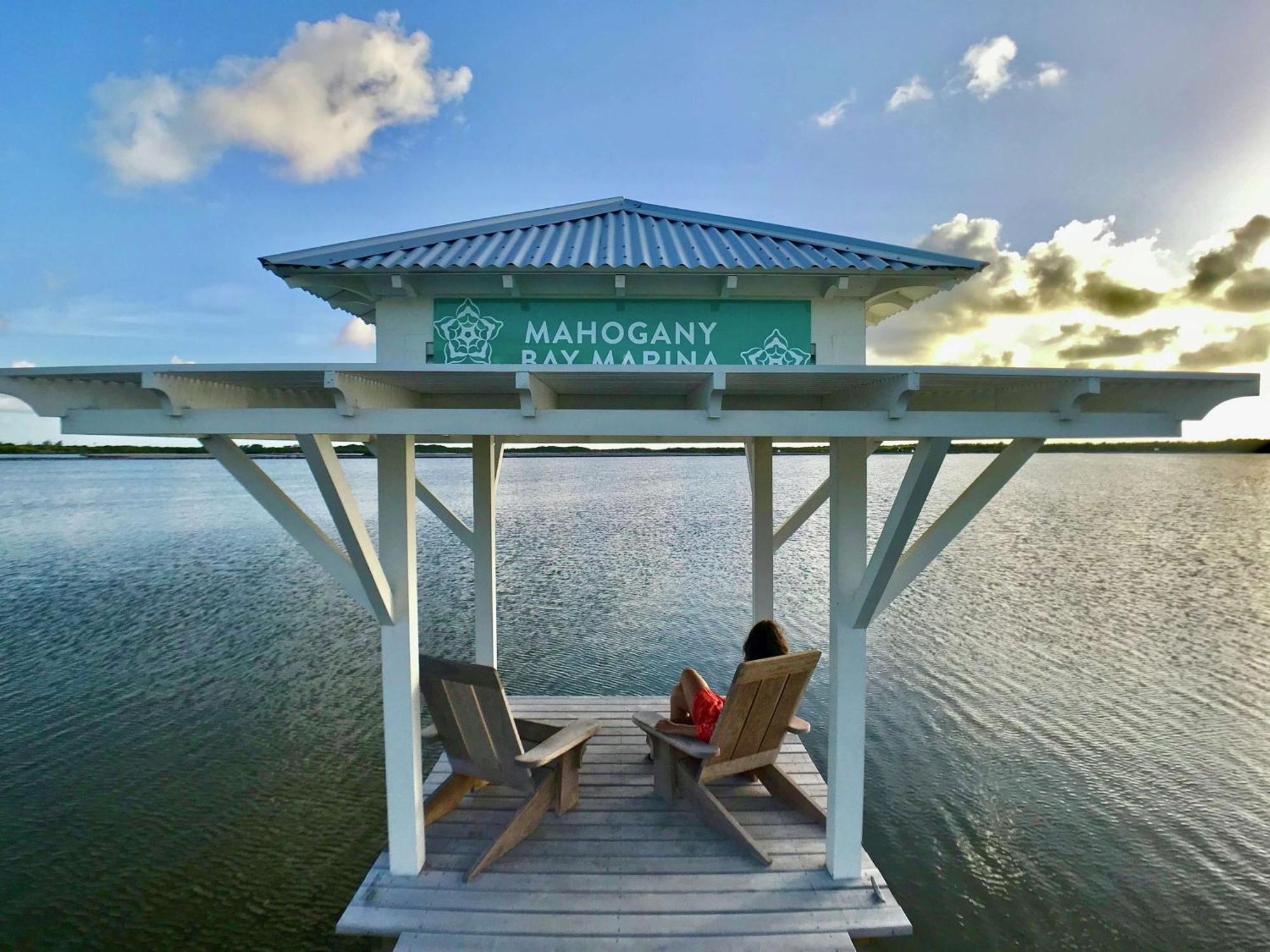 Mahogany Bay Resort And Beach Club, Curio Collection San Pedro  Exterior photo