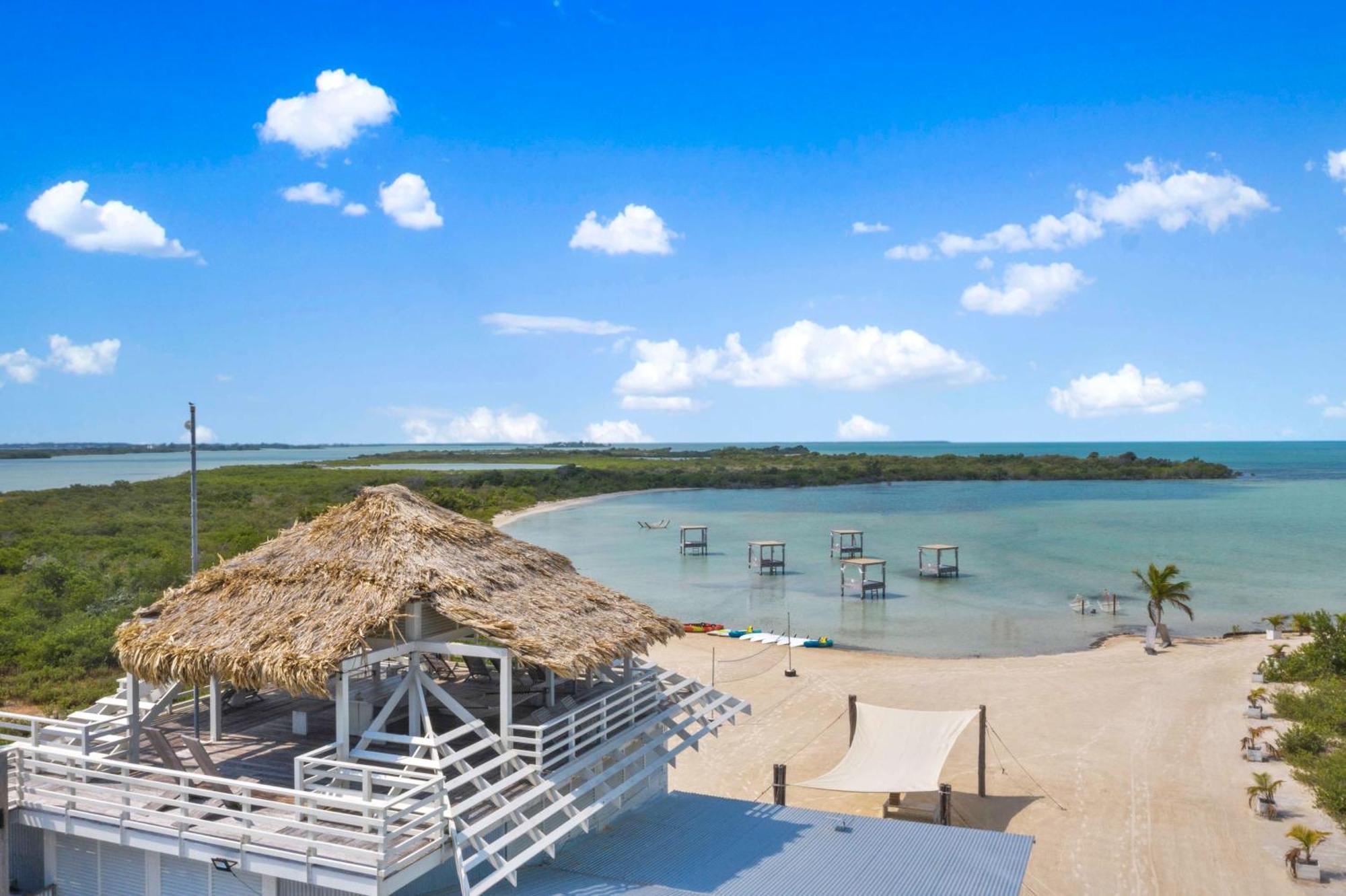 Mahogany Bay Resort And Beach Club, Curio Collection San Pedro  Exterior photo